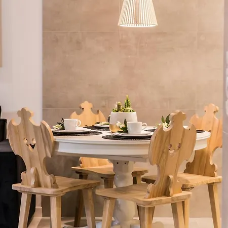 Royal - Basen&spa * ザコパネ