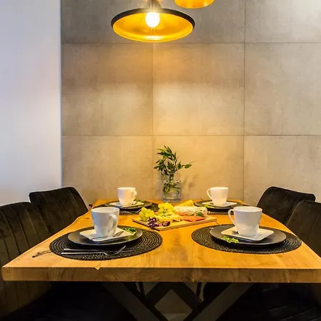 Royal - Basen&spa Apartment